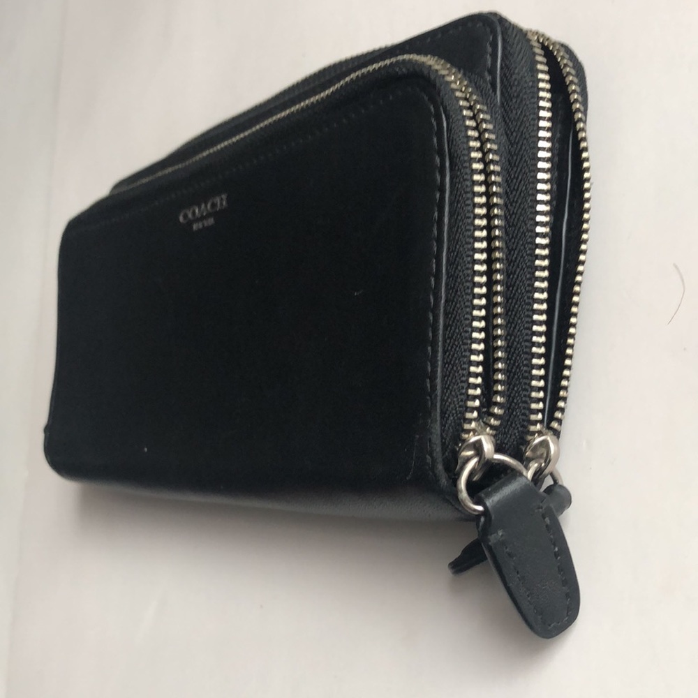 Coach Wallet - Picture 8 of 8